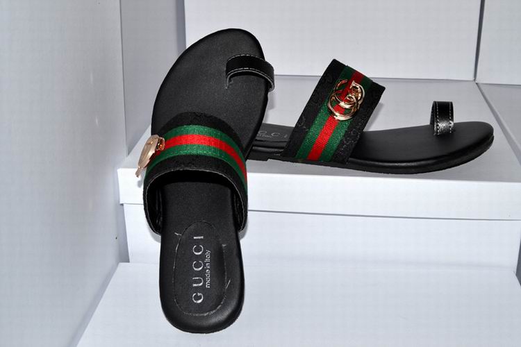 2017 Guci slippers woman 35-42-028